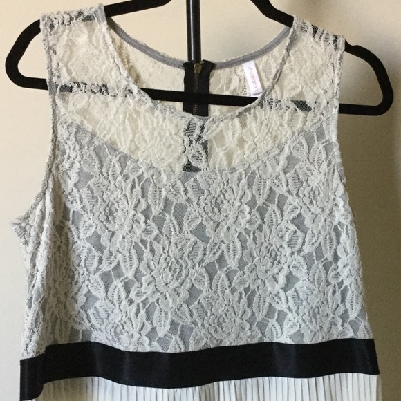 Texture blouse - Picture 1 of 3